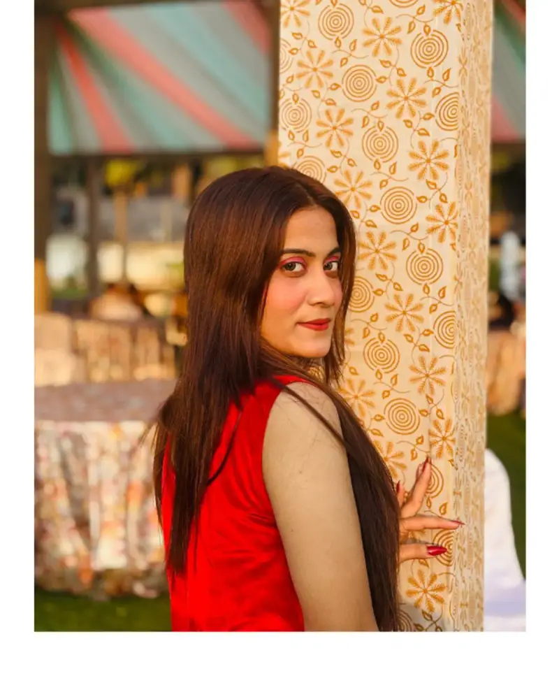 Kriti, verified Navi Mumbai escort and companion for travel companion in Mumbai
