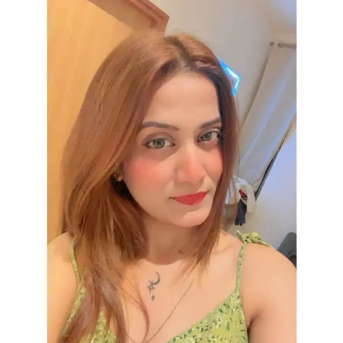 Kriti, verified Navi Mumbai companion in Mumbai — photo 3 of 4