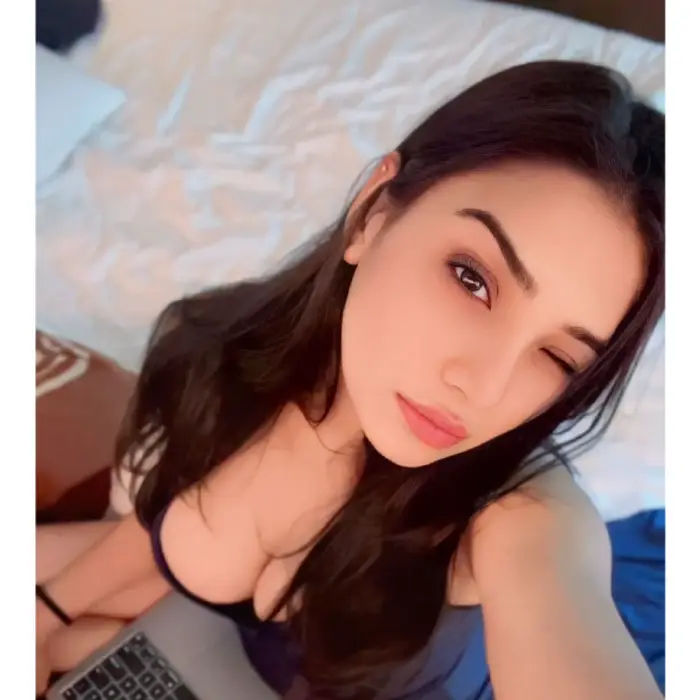 Riya, verified South Mumbai companion in Mumbai — photo 4 of 4